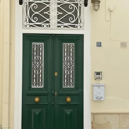 Aegean Elegance *