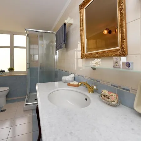 Aegean Elegance Apartment Ermoupoli